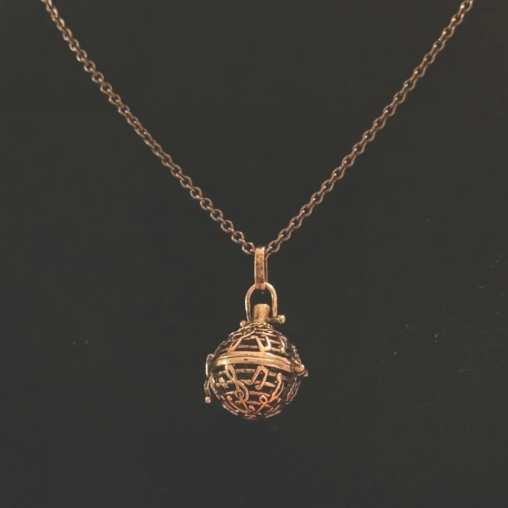 Lava Stone Essential Oil Diffusing‎ Necklace